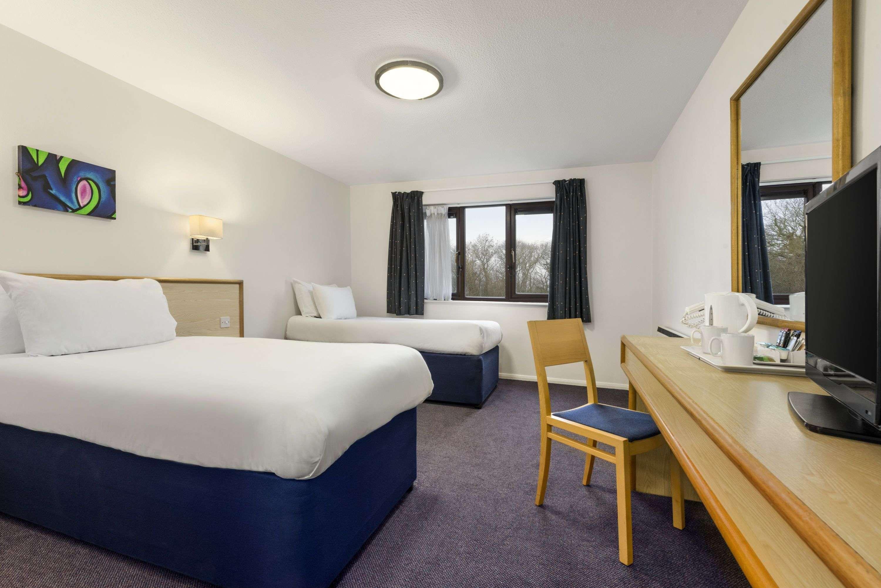 Days Inn Bridgend Cardiff Luaran gambar