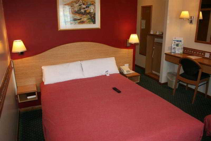 Days Inn Bridgend Cardiff Luaran gambar